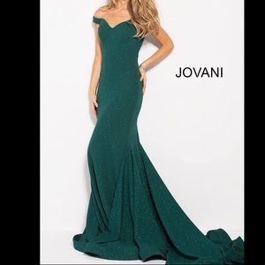 NWT Prom Gown 55187 by Jovani in Hunter Size 4